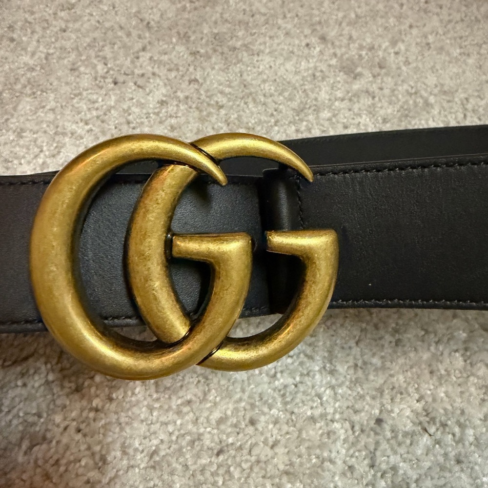 Gucci Black Leather Belt with Gold Double G Buckle